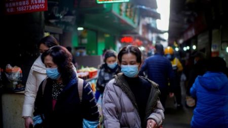 ΕΟΔΥ: Με μάσκα και αρνητικό τεστ οι ταξιδιώτες που φτάνουν από Κίνα