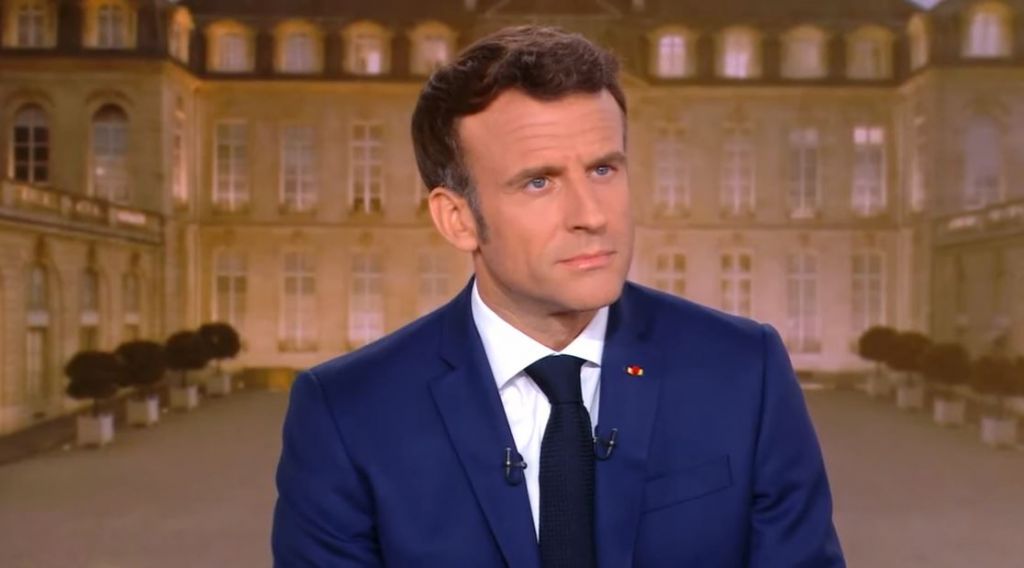 Εμάνουελ Μακρόν: Ανοιχτός στις προτάσεις Aριστεράς και Oικολόγων