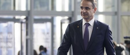 Κυριάκος Μητσοτάκης: Στη συναυλία του Λεωνίδα Καβάκου για την Ουκρανία