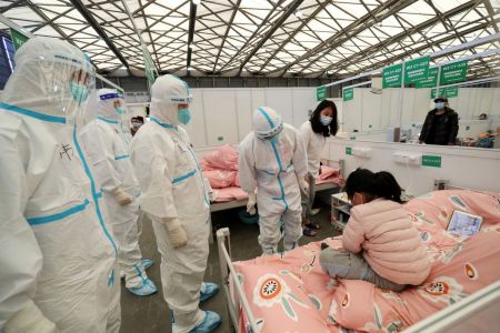 Κορωνοϊός: Τι συμβαίνει στη Σαγκάη με την πανδημία