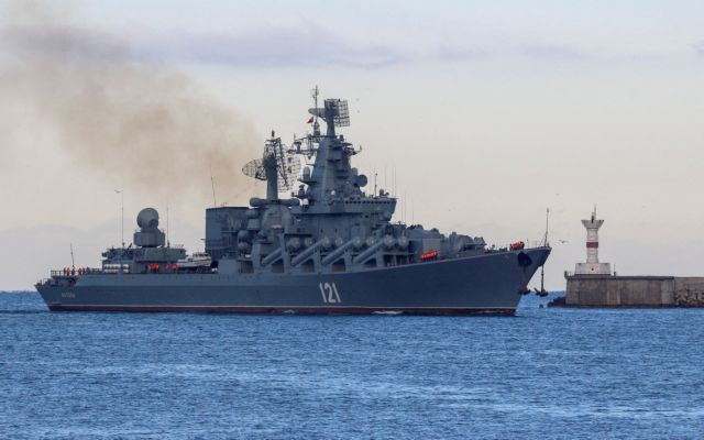 Moskva: Ανάστατοι οι συγγενείς των ναυτών – Ερωτήματα και από ρωσικά ΜΜΕ | tovima.gr