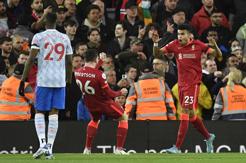 H Λίβερπουλ διέλυσε τη Μάντσεστερ Γιουνάιτεντ (4-0)