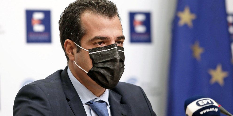 Κορωνοϊός: Έκτακτη συνέντευξη Τύπου παρουσία Πλεύρη για την πορεία της πανδημίας