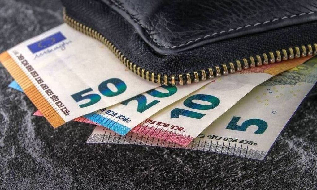 Επιταγή ακρίβειας: Σήμερα τα €200 σε χαμηλοσυνταξιούχους