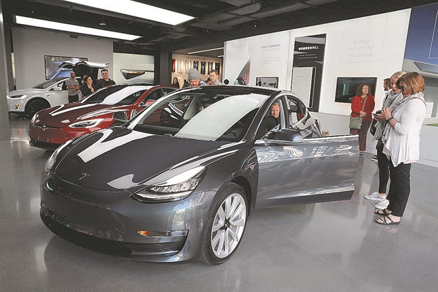 Η μεγάλη ζαριά του Ιλον Μασκ