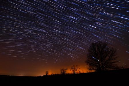 «Βροχή» από πεφταστέρια τη Μεγάλη Παρασκευή – Πότε θα γίνουν ορατά