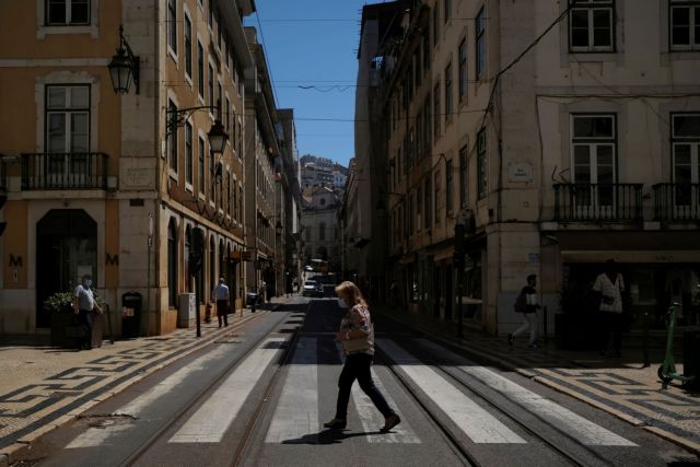 Λισαβόνα: Δωρεάν μετακινήσεις με τις δημόσιες συγκοινωνίες σε νέους και ηλικιωμένους