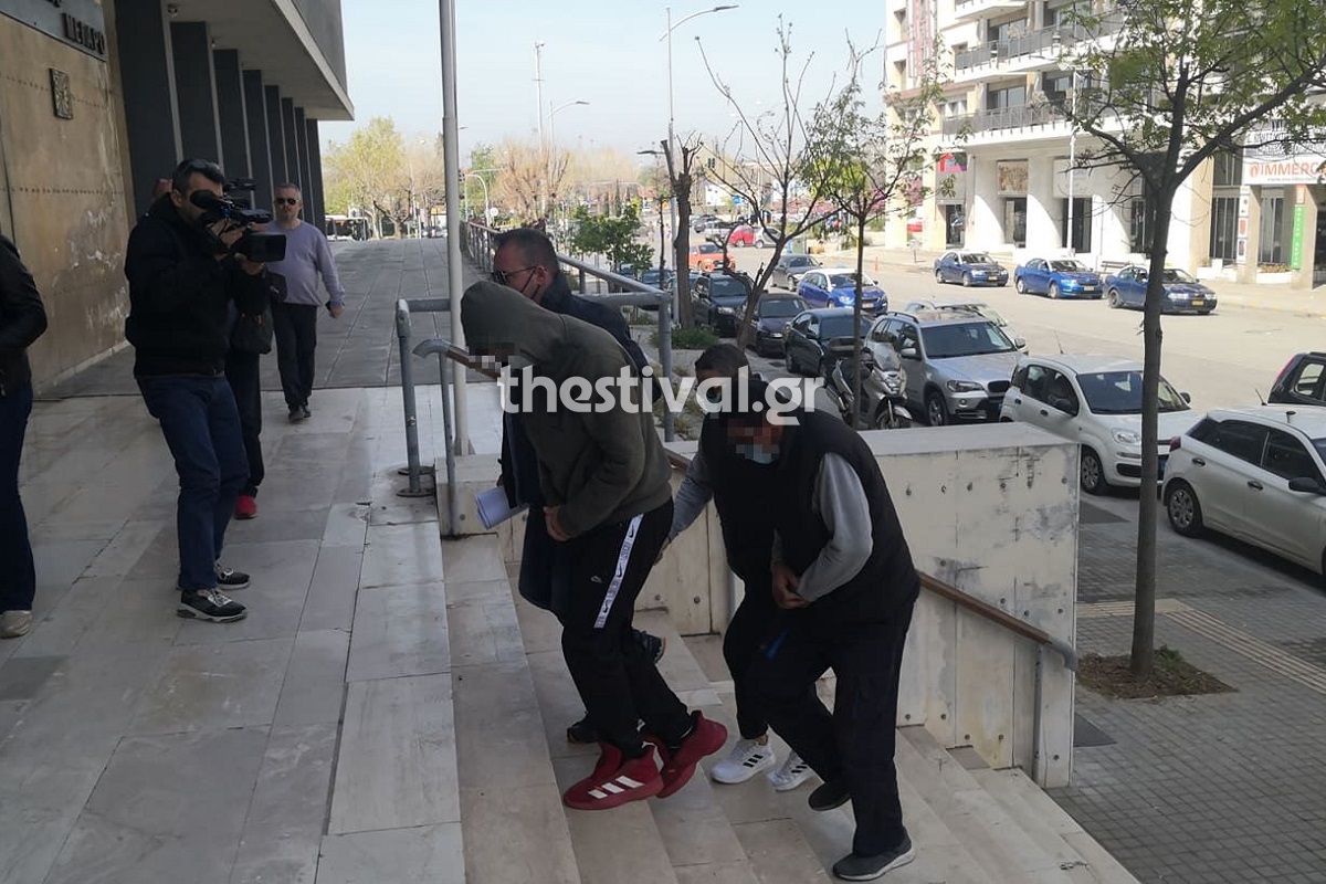 Θεσσαλονίκη: Στον εισαγγελέα ο 15χρονος που πυροβόλησε θανάσιμα φίλο του