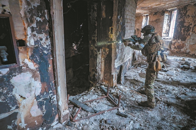 Από την «επιχείρηση αστραπή» στον πόλεμο φθοράς