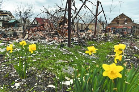 Ενας αγιος να βάλει το χέρι του