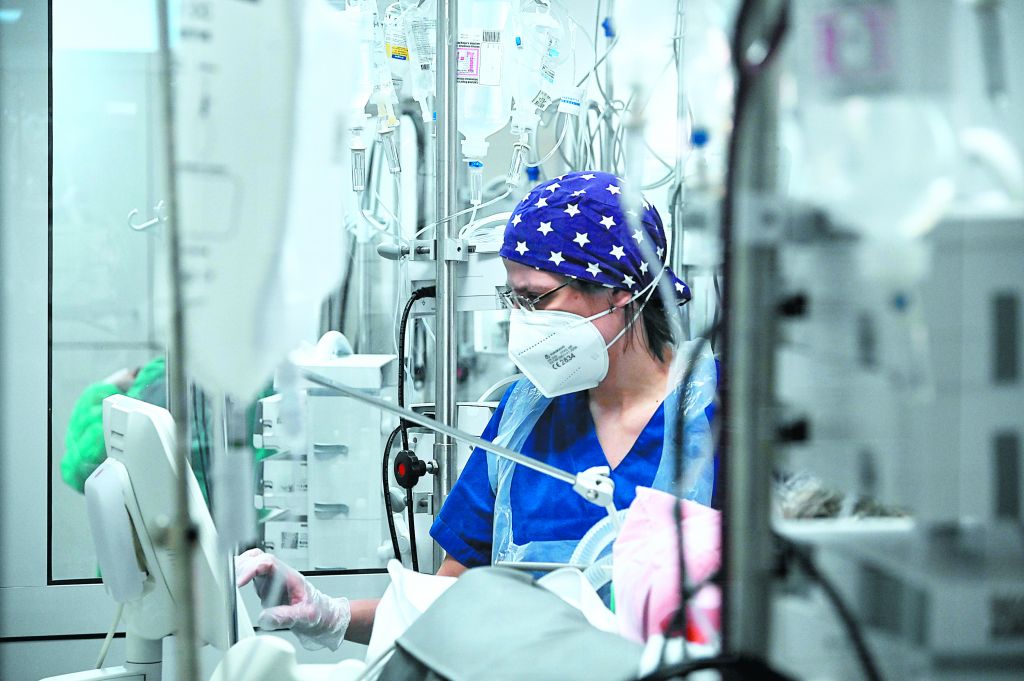 Σε νέα φάση τα νοσοκομεία: Το ηλεκτρονικό μάτι και οι αλλαγές σε οργάνωση, προμήθειες