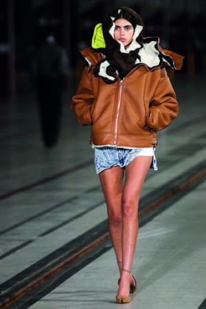 Γκλεν Μάρτενς, Ο master των jeans και της υψηλής ραπτικής