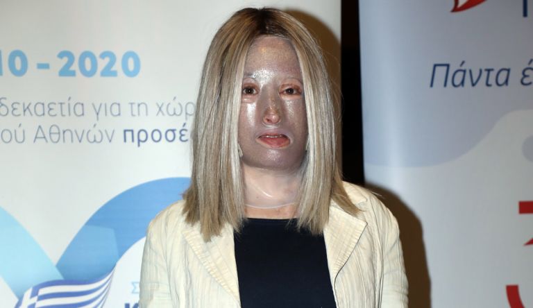 Ιωάννα Παλιοσπύρου: «Ήρθε η ώρα να ξανασυστηθούμε» – Δείχνει το πρόσωπό της χωρίς τη μάσκα | tovima.gr