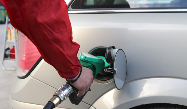 Επιδότηση καυσίμων: Ανοικτή για όλα τα ΑΦΜ η πλατφόρμα Fuel Pass | tovima.gr