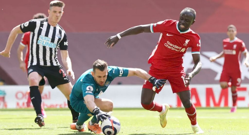 Live η… μάχη στην Premier League: Νιούκαστλ – Λίβερπουλ