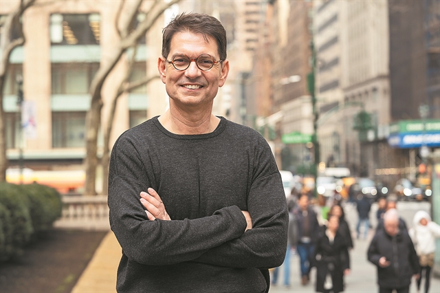 «Η όπερα σαν απάντηση στους χαλεπούς καιρούς»