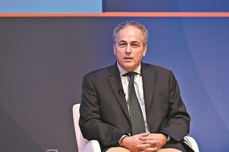 «Ο πόλεμος δεν είναι άλλοθι υπέρ των ορυκτών καυσίμων»