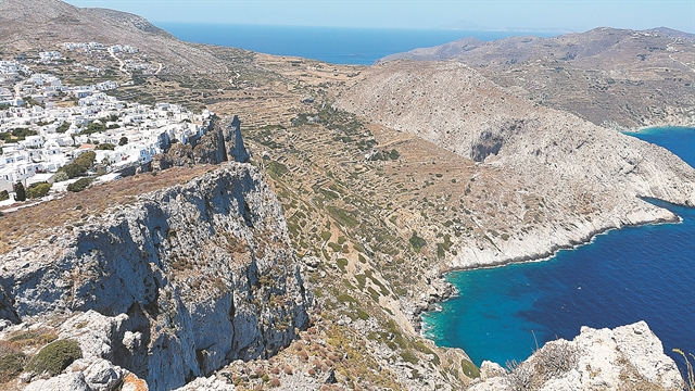 Γιατί χτυπάει τη διαμαντοφόρο ΤΡΙΑΙΝΑ ο θεός Ποσειδώνας;