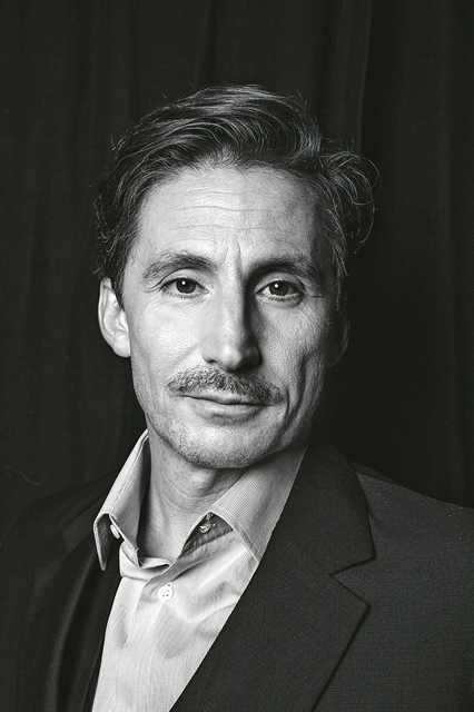 Ιψεν και Ντοστογέφσκι έρχονται στο Πορεία