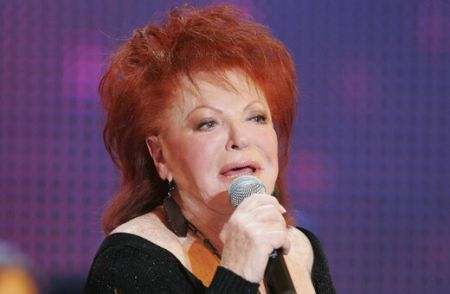 Γαλλία: Εσβησαν τα φώτα για τη Regine, τη «βασίλισσα της νύχτας»