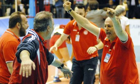 Θλίψη στον Ολυμπιακό: Έφυγε από τη ζωή ο Βαγγέλης Ρούσσος