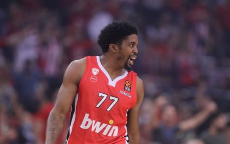 Ο ΜακΚίσικ έκανε… πρόβα με τα ευρωπαϊκά του Ολυμπιακού (vid)