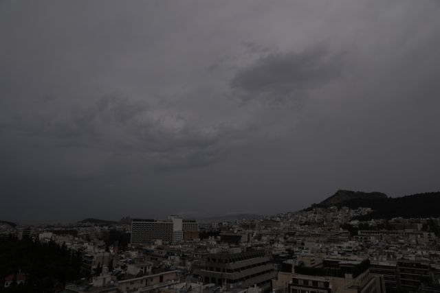 Καιρός: Καταιγίδες και αφρικανική σκόνη την Δευτέρα | tovima.gr