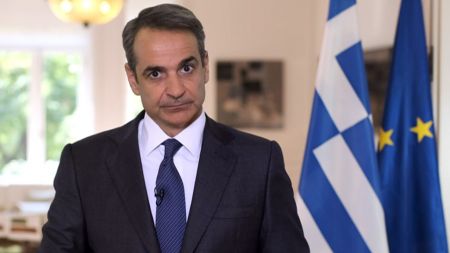 Δήλωση Μητσοτάκη τη Δευτέρα για την υπόθεση των παρακολουθήσεων