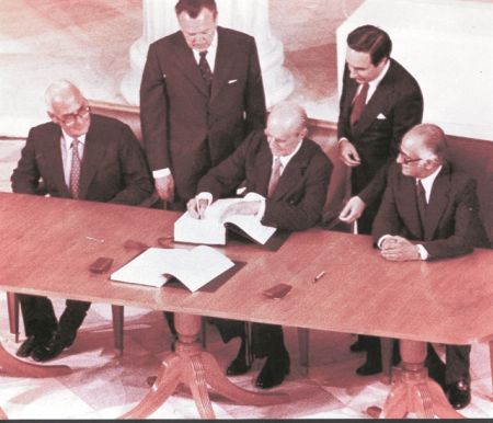ΤΟ ΕΥΡΩΠΑΪΚΟ ΣΧΕΔΙΟ ΚΑΙ Η ΕΛΛΑΔΑ Η στρατηγική σημασία της ιστορικής υπογραφής της 28ης Μαΐου 1979