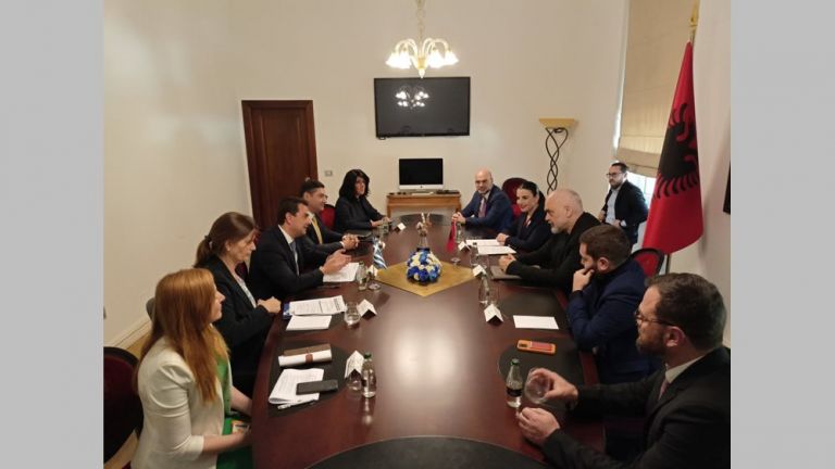 Επίσκεψη του υπουργού Περιβάλλοντος και Ενέργειας Κ. Σκρέκα στην Αλβανία | tovima.gr