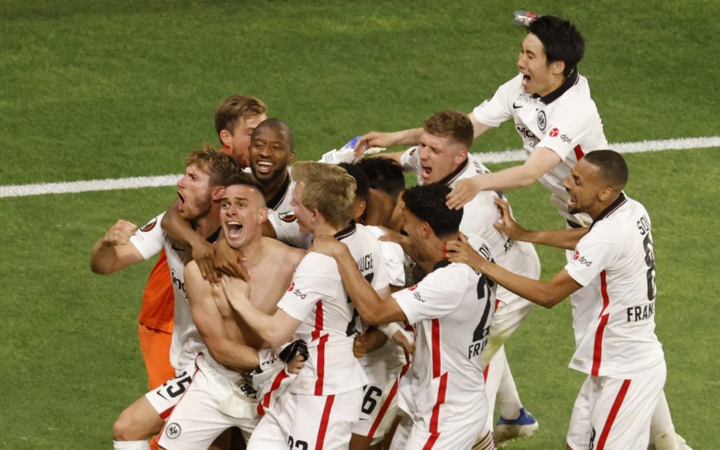 Η Άιντραχτ Φρανκφούρτης κατέκτησε το Europa League