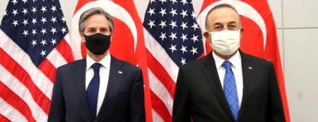 Τσαβούσογλου σε Μπλίνκεν – «Χάσατε την ισορροπία μεταξύ Τουρκίας-Ελλάδας»