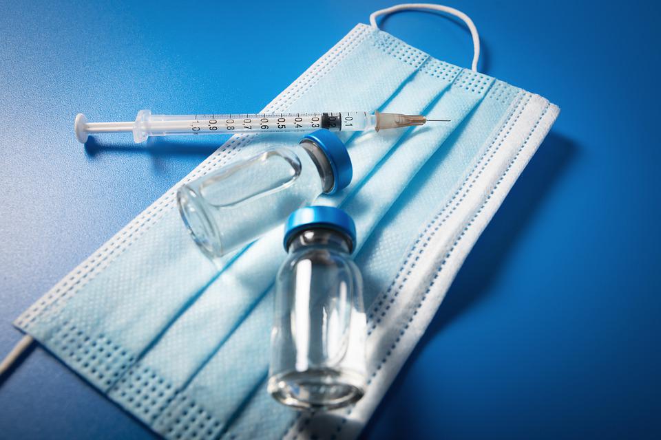 Κορωνοϊός: Το εμβόλιο της γρίπης δείχνει άκρως αποτελεσματικό και στην Covid