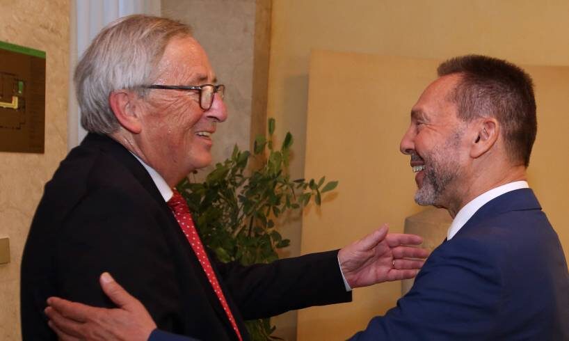 Εαρινή σύναξη πρωθυπουργών με θέα την Ακρόπολη