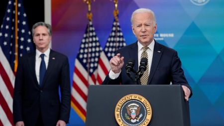 Η Ρωσία απαγορεύει την είσοδο στη χώρα στους Μπάιντεν και Μπλίνκεν