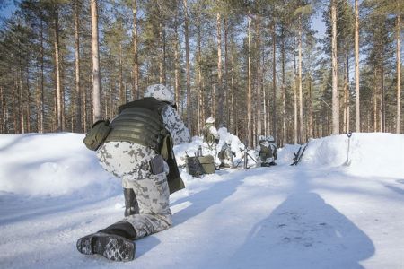 Η απειλή του Πούτιν ανατρέπει τις ισορροπίες