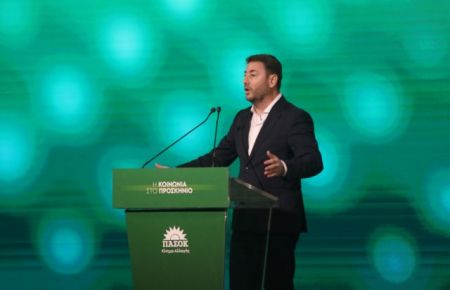 Νίκος Ανδρουλάκης: «Πρέπει να αποδείξουμε ότι αλλάξαμε – Πάρτε την υπόθεση στα χέρια σας»