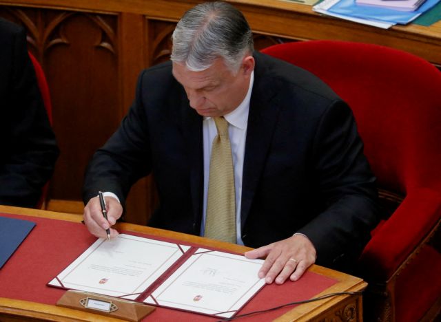 Ουγγαρία: Σε κατάσταση εκτάκτου ανάγκης κήρυξε τη χώρα ο Ορμπαν