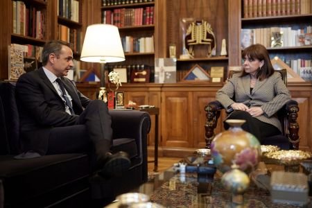 Συνάντηση Μητσοτάκη – Σακελλαροπούλου την Πέμπτη