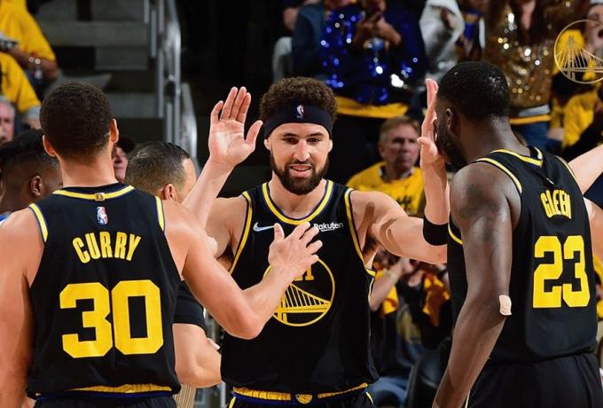 Γουόριορς – Μάβερικς 120-110: «Καθάρισαν» τους Μάβερικς οι Γουόριορς και έκλεισαν θέση στους τελικούς