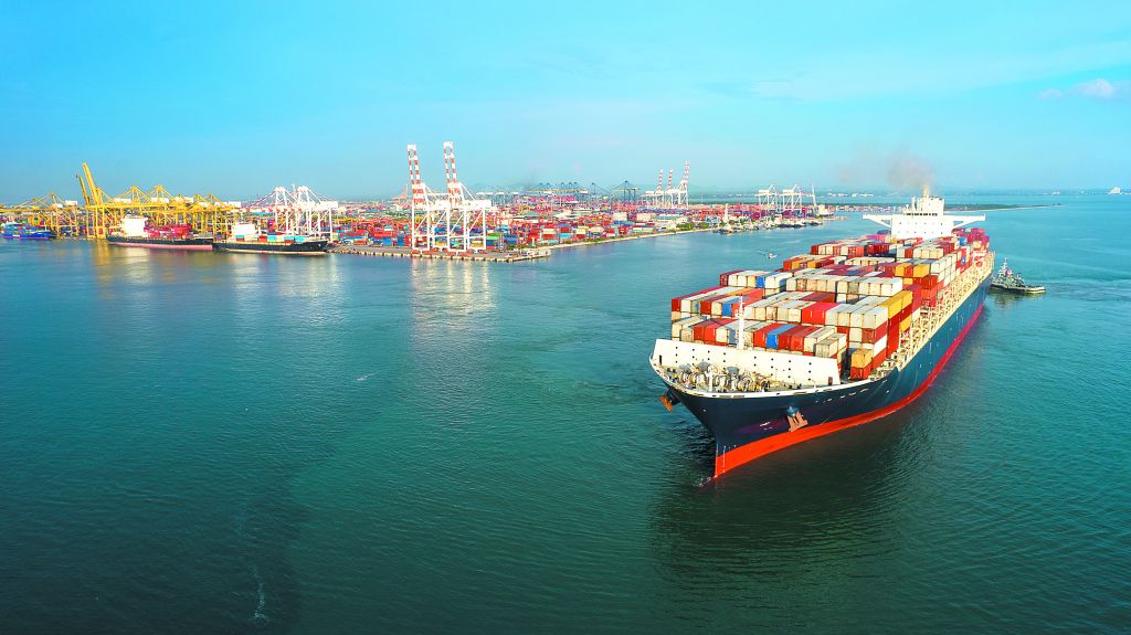 Στην κορυφή του κόσμου η ελληνόκτητη ναυτιλία – Οι τάσεις, οι προοπτικές, τα ρίσκα