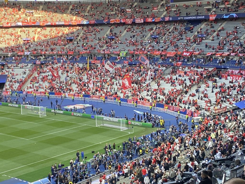 Γιατί καθυστερεί η έναρξη του τελικού, τι συνέβη