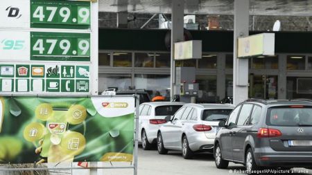 Ουγγαρία: Φθηνή βενζίνη μόνο για …ημεδαπούς