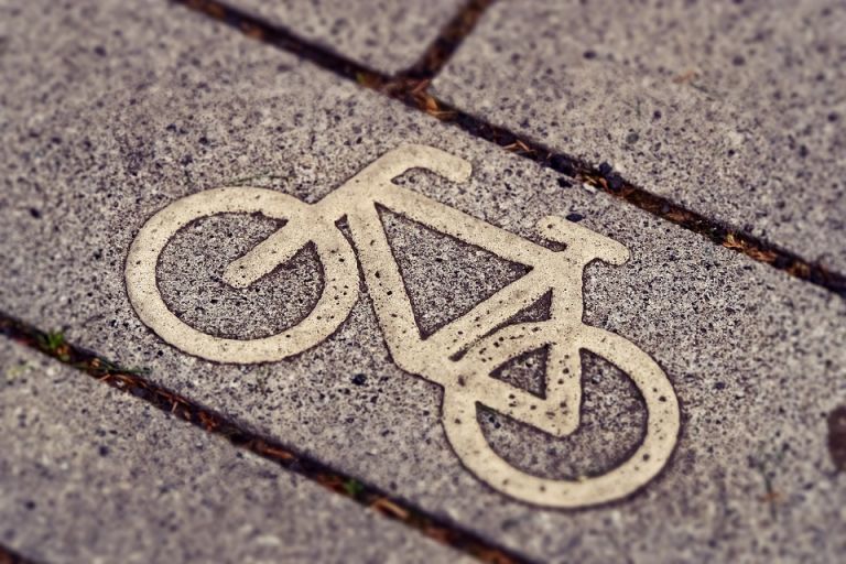 Annual Athens bike ride: Traffic restrictions on Sunday | tovima.gr