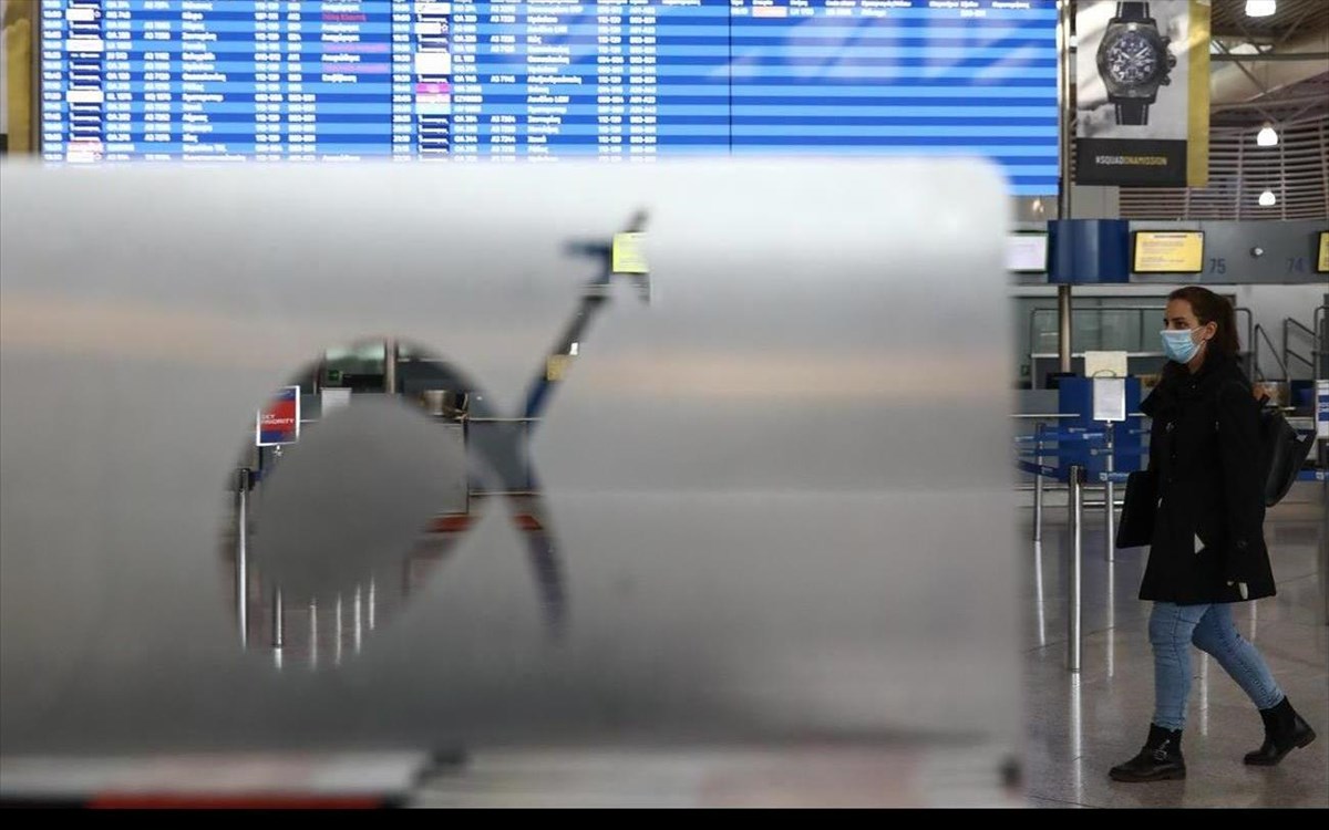 Απειλείται η τουριστική σεζόν – Ξέμειναν από προσωπικό οι αερομεταφορές