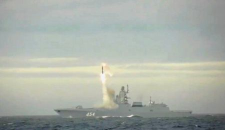 Ρωσία: Δοκίμασε νέο υπερηχητικό πύραυλο – Δείτε βίντεο