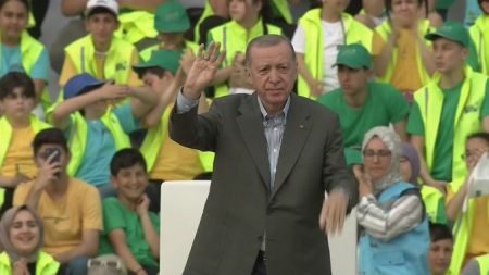 Νέες προκλήσεις Ερντογάν: Θα θάψουμε τους σύγχρονους Βυζαντινούς, λέμε στοπ σε Μεσόγειο και Αιγαίο