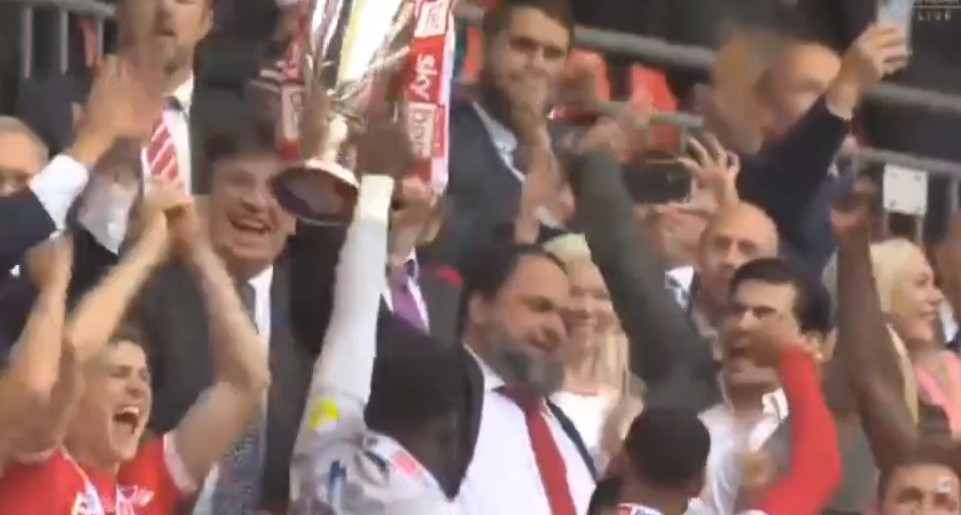 Νότιγχαμ Φόρεστ: Το σήκωσε ο Βαγγέλης Μαρινάκης