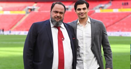 Αποθέωση για Μαρινάκη: «Ταβάνι μας ο ουρανός»