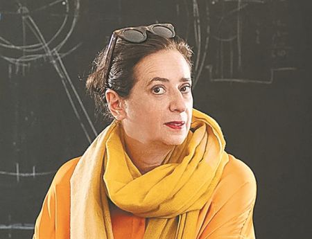 Οι πρώτες θερινές αφίξεις ανθρώπων της τέχνης